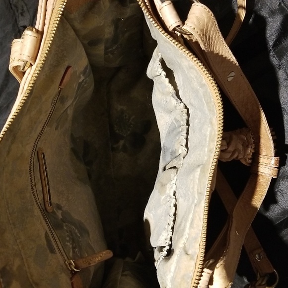 Elliott Lucca Purse - Picture 4 of 7